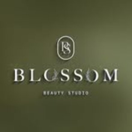 Blossom Beauty Studio — салон повного циклу, Вроцлав